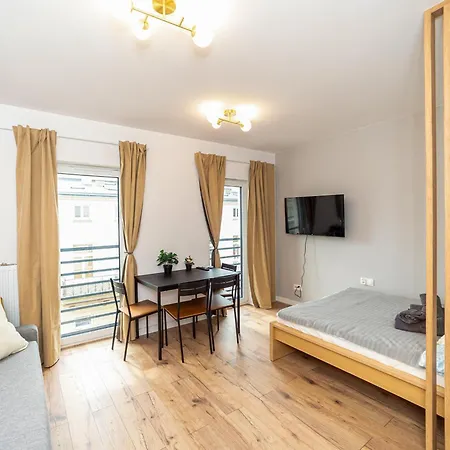 Apartment Host Wolczanska *