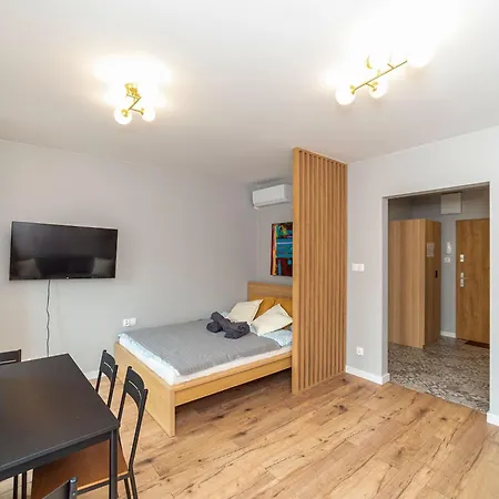 Daire Host Wolczanska *