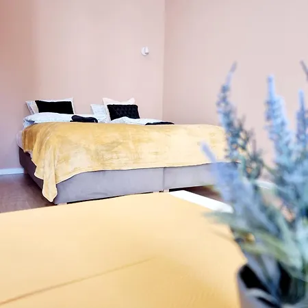 Host Wolczanska Apartment