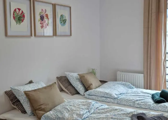 Host Wolczanska Apartmán *