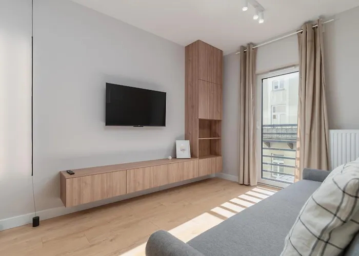 Host Wolczanska Łódź